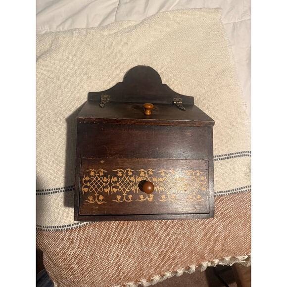 Wooden hanging box Treen Bible box storage - Picture 1 of 8